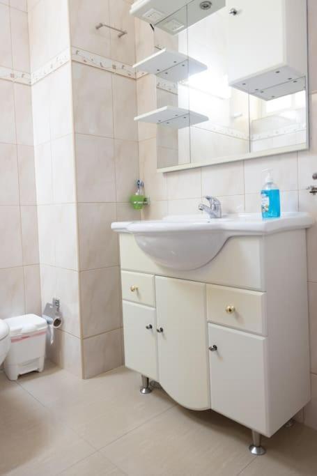 3 Bedroom Apt, Free Wifi & Ac, Cidadela - Lcgr プライア エクステリア 写真